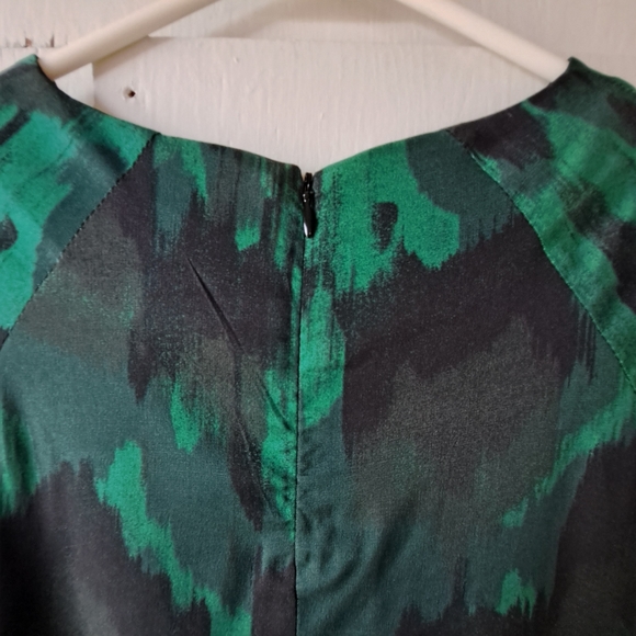 Just Female Neo Long Sleeve Crew Neck Blouse Abstract Print Green & Black SZ M - Picture 10 of 12